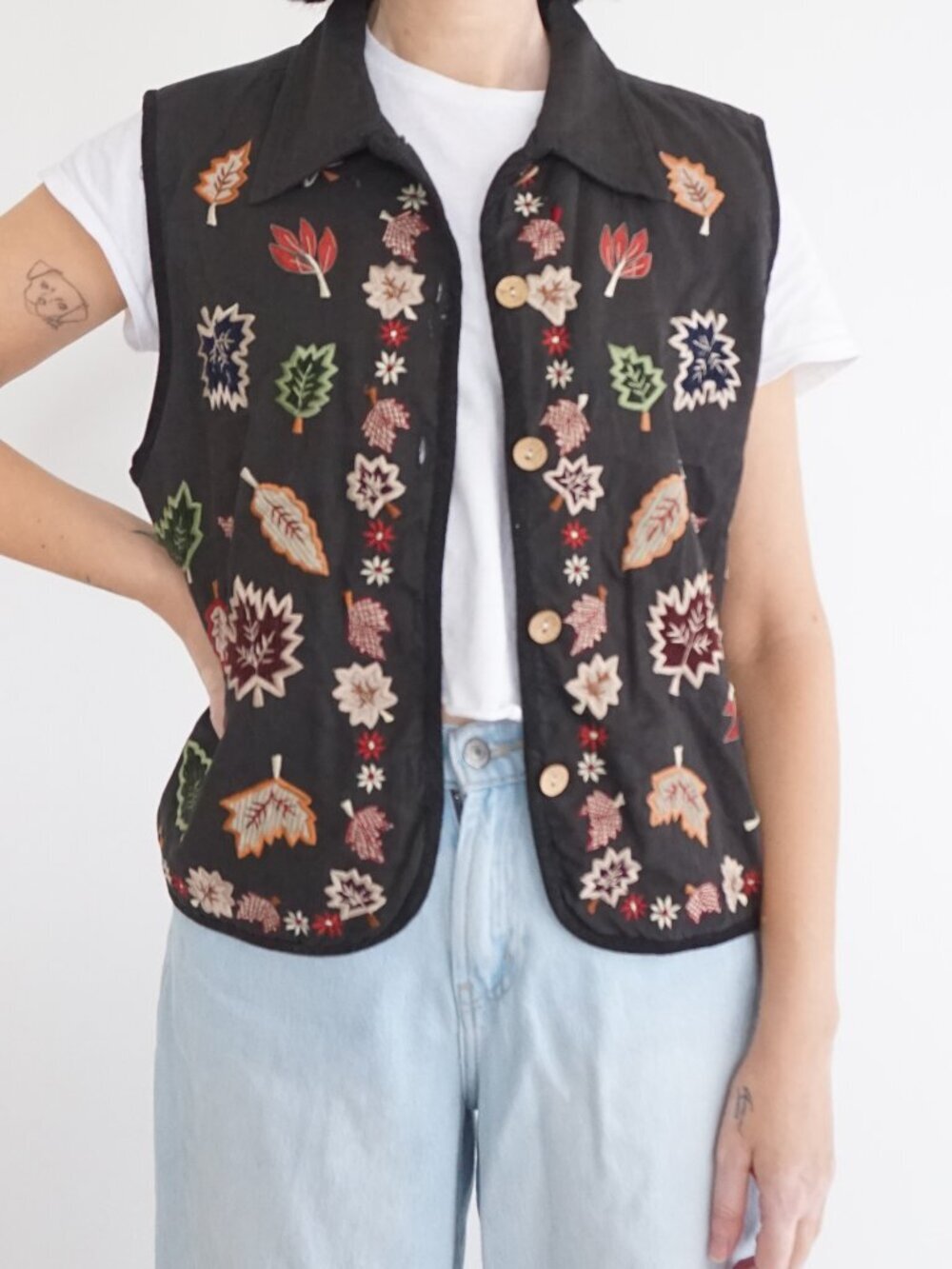 Vintage Chrysantheme Black Maple Leaves Leaf Floral Embroidered Buttons Vest L